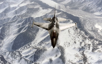 F 16 Aggressor Over the Joint Pacific Alaskan Range screenshot