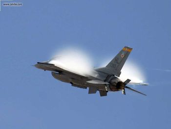 F16 Pulling Vapor screenshot