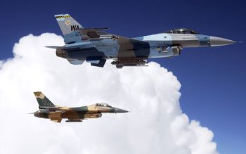 F16s Over Clouds screenshot
