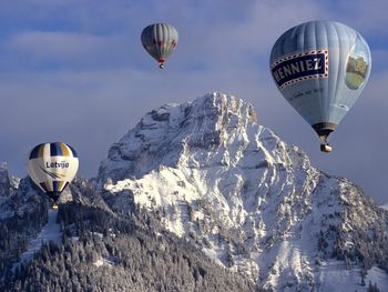 Flight Of Three Balloons, Chateau D