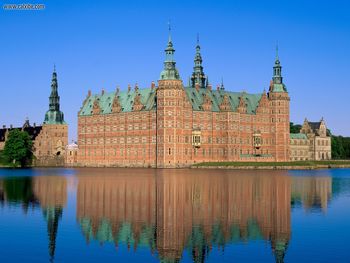 Frederiksborg Palace, Hillerod Denmark screenshot