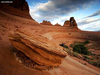 Front Row Seat Delicate Arch Arches National Park Utah screenshot