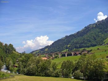 Frutigen Railway Bridge Across The Valley screenshot