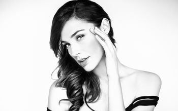 Gal Gadot 5K HD screenshot