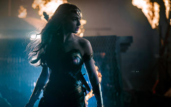 Gal Gadot Wonder Woman Justice League screenshot