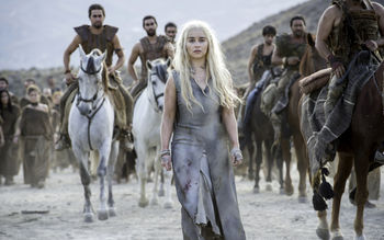 Game of Thrones Season 6 Emilia Clarke screenshot