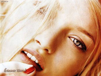 Gemma Ward screenshot