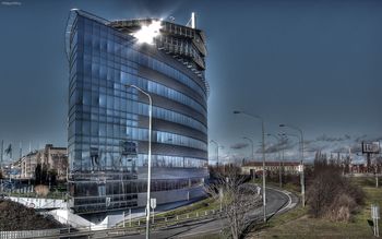 Glass Office Building screenshot