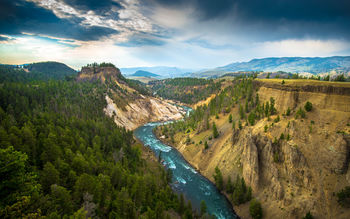 Grand Canyon of the Yellowstone screenshot