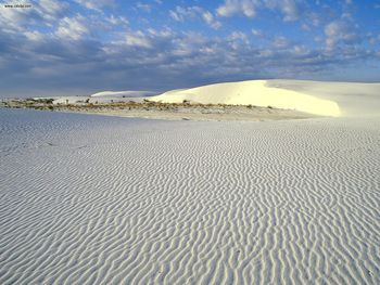 Gypsum Sand Dunes White Sands National Monument New Mexico screenshot