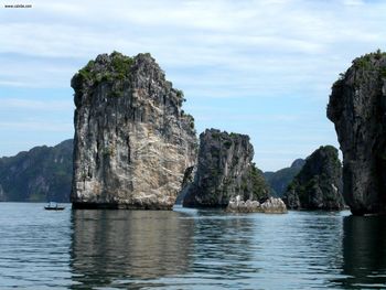 Ha Long Bay screenshot