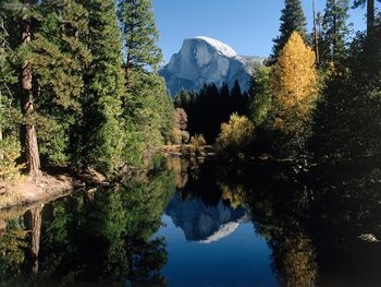 Half Dome Merced River Yosemite California screenshot