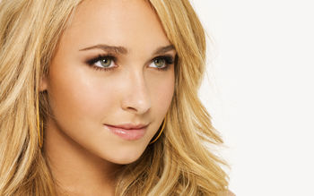 Hayden Panettiere 23 screenshot