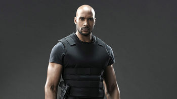 Henry Simmons Agents of SHIELD screenshot