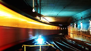 High Speed Train In The Undergroud screenshot