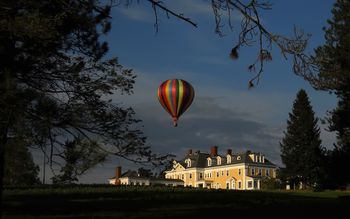 Hot Air Balloon Over East Burke, Northeast Kingdom, VT screenshot