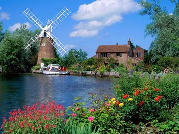 Hunsett Mill Norfolk England screenshot