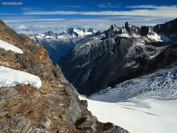 Illecillewaet Glacier British Columbia Canada screenshot