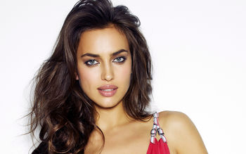 Irina Shayk 3 screenshot