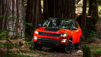 Jeep Compass Trailhawk 2017 screenshot