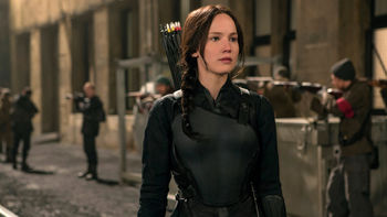 Jennifer Lawrence Katniss screenshot