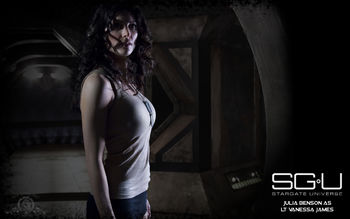 Julia Benson in Stargate Universe screenshot