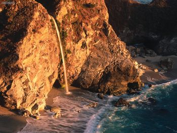 Julia Pfeiffer Burns State Park Near Big Sur California screenshot