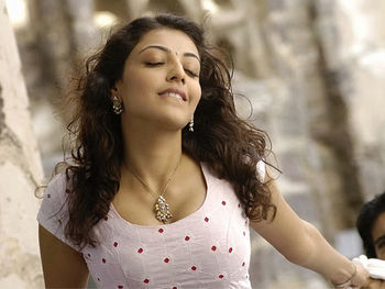 Kajal Agarwal in Magadheera screenshot