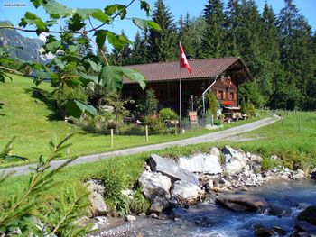 Kandersteg A Postcard Chalet screenshot