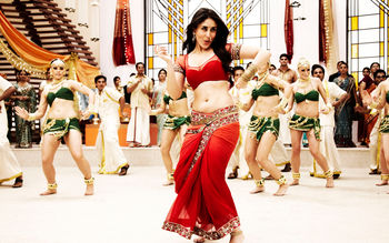 Kareena Kapoor in Ra One screenshot