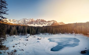 Karersee Lake Winter Italy screenshot