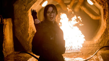 Katniss Hunger Games Mockingjay Part 2 screenshot