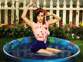 Katy Perry  10 screenshot