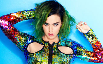 Katy Perry Cosmopolitan screenshot