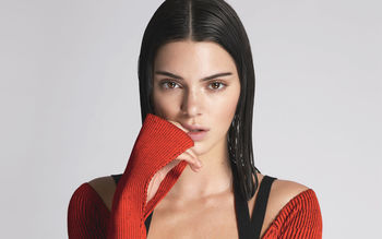 Kendall Jenner Vogue US 2016 screenshot