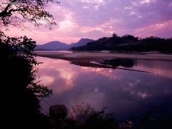 Khan River Luang Prabang Laos screenshot