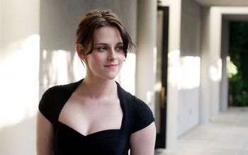 Kristen Stewart 2012 screenshot