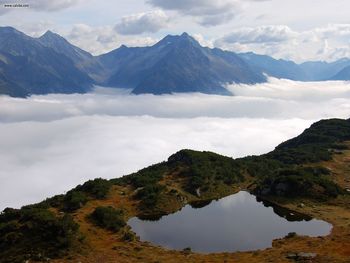 Lake Near Sunnig Grat Summit screenshot