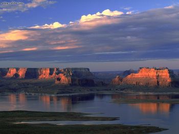 Lake Powell Utah screenshot