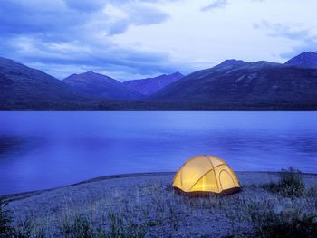 Lakeside Camping screenshot