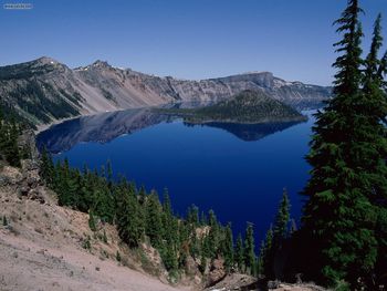 Landscapes Wizard Island Crater Lake Oregon screenshot