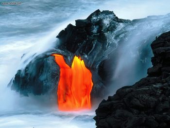 Lava Flow From Kilauea Volcano Hawaii screenshot