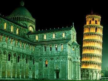 Leaning Tower Italy screenshot