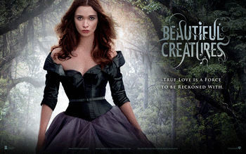 Lena Duchannes in Beautiful Creatures screenshot