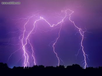 Lightning From Purple Clouds screenshot