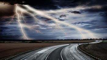 Lightning In The Sky screenshot