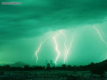 Lightning Near Mission screenshot