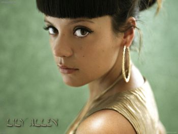 Lily Allen screenshot