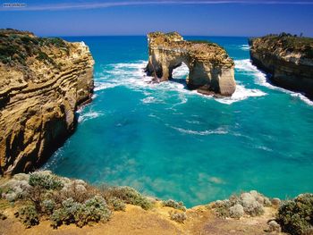 Loch Ard Gorge Port Campbell National Park Australia screenshot