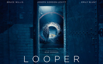 Looper 2012 Movie screenshot